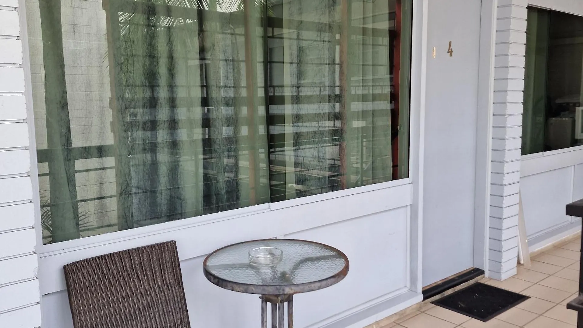 A1 Inn The City A1 Car Rentals Cairns 0*,  Australia